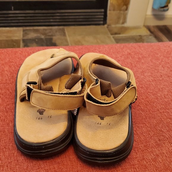 Men\'s huaraches:  genuine leather